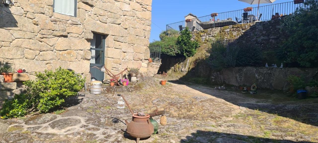 Caserio De Fontes Nogueira De Ramuin Eksteriør billede